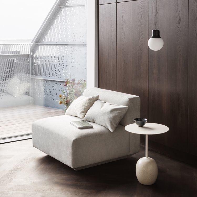 Arredamento minimalista in marmo, modello di design, camera da letto, divano nordico, tavolino rotondo, arte in ferro_voghion.com