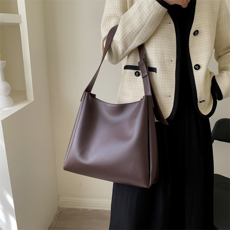 Two piece set mother fashion 2024 spring soft leather single shoulder large capacity handbag women's bag_voghion.com