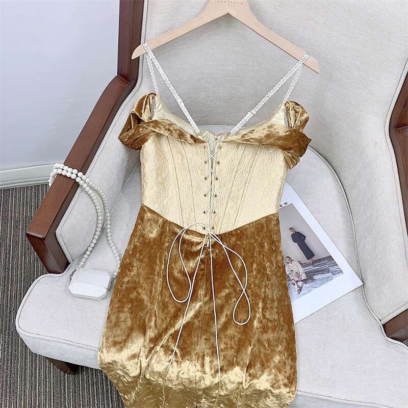 Felpa con cappuccio Lacema Spirit Snake Fable Exotic Mythic Style con cinturino e giunzioni a spina di pesce in jacquard dorato_voghion.com