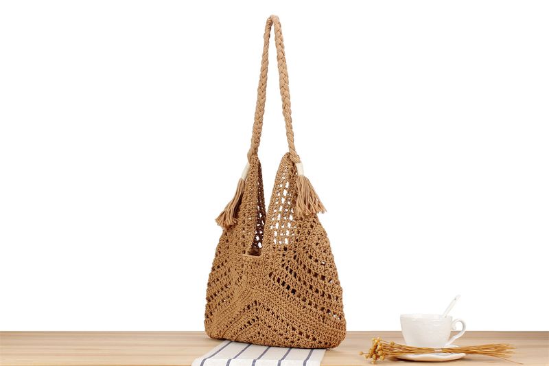 Borsa di paglia alla moda intrecciata a mano borsa a triangolo cavo di nicchia borsa a tracolla per pendolari borsa per le vacanze al mare_voghion.com