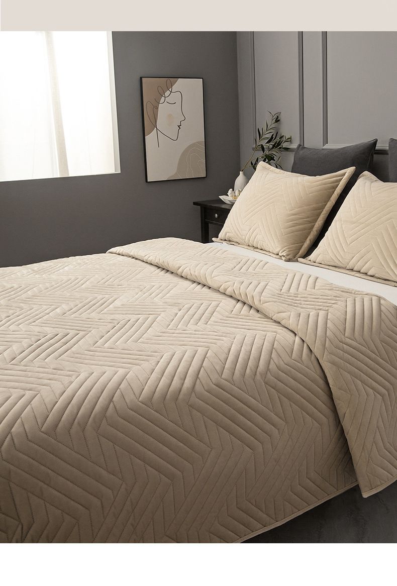 3-Piece Bedspread Set - Crystal Fleece & Milk Fleece Quilted With Cotton Filling (Solid Color & Tatami Style)_voghion.com