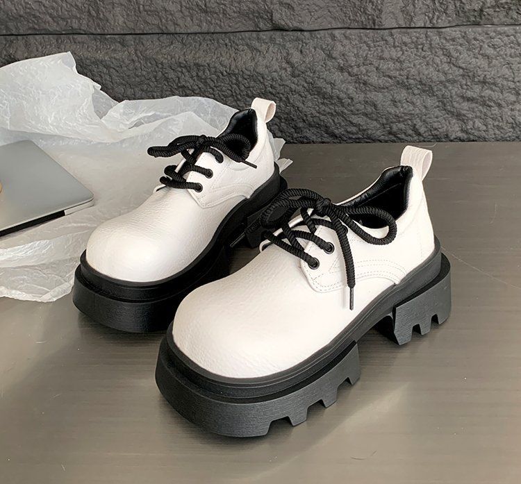 Scarpe in pelle piccole con tacco alto e plateau spesso e testa grande retrò per bambini, stile primavera e autunno, nuove esplosioni, scarpe monostrato_voghion.com