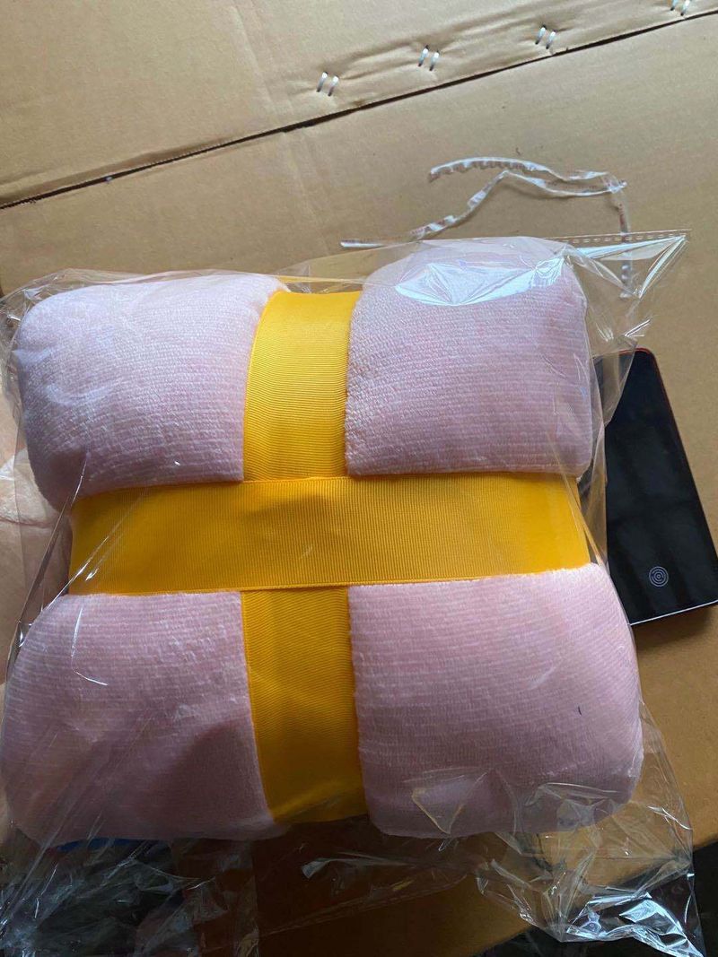 TV-Flanell-Pyjamas Lazy Blanket Fernsehdecke Outdoor Kälteschutz Mit Kapuze Heimkleidung Einfarbig Lange Ärmel Verdicktes Paar_voghion.com