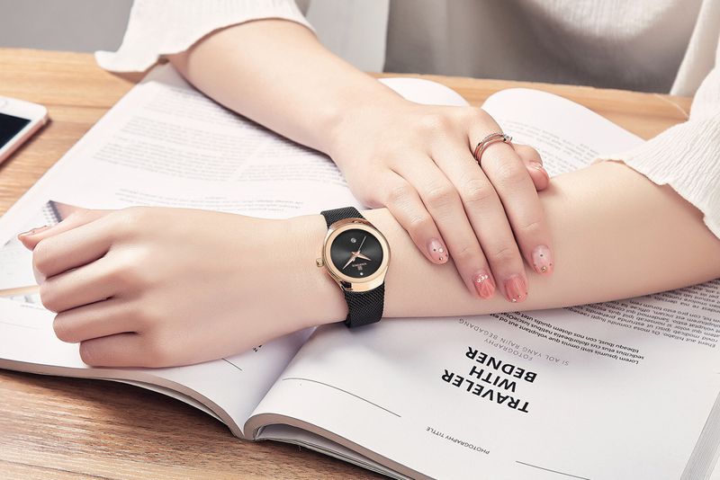NAVIFORCE Lingxiang 5004 Women's Waterproof Quartz Watch, Stylish Simple Calendar Mesh Strap Watch Women's Watch_voghion.com
