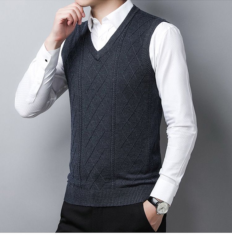Herbst und Winter Neue Herren Wollpullover Strickweste Weste Lässige Weste Mittleren Alters Einfarbig V-Ausschnitt Vielseitige Weste_voghion.com