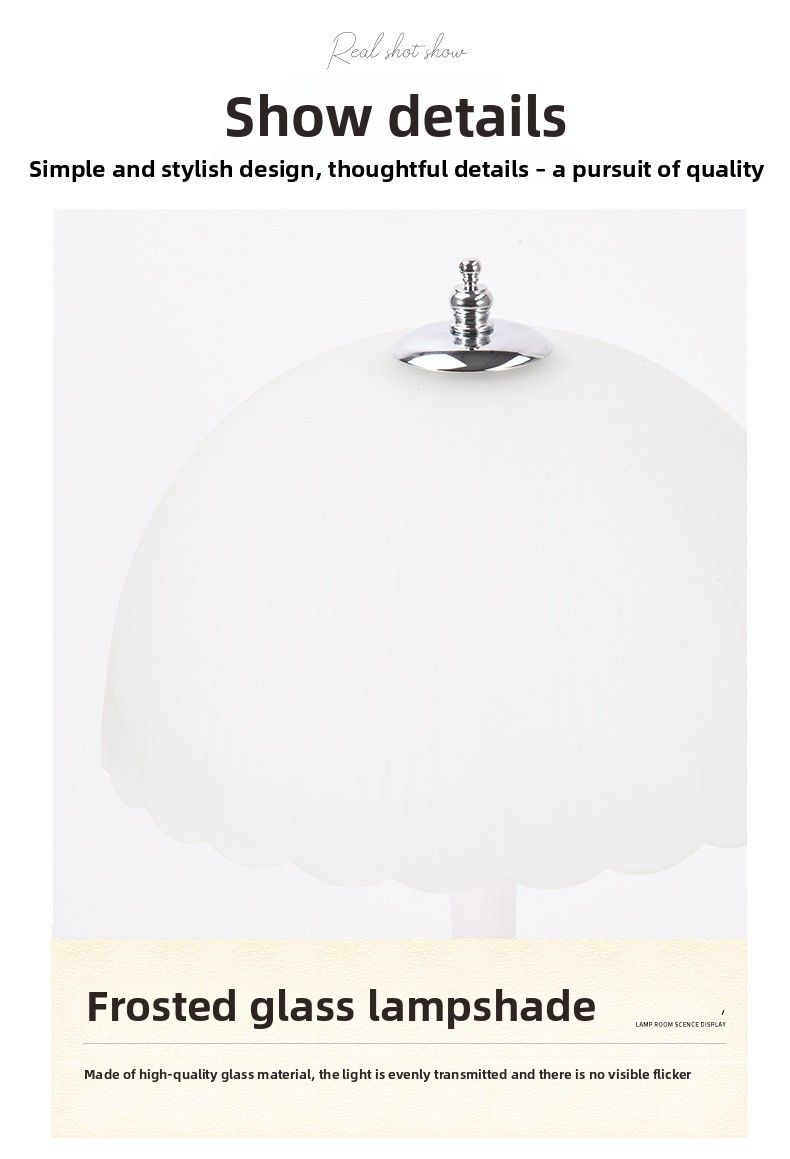 Lampada da comodino 2025 Nuova luce notturna romantica in stile crema per camera da letto principale moderna di lusso di fascia alta_voghion.com