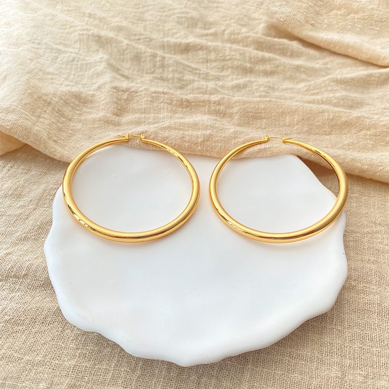 Orecchini a cerchio semplici in stile INS, placcati in rame K, in vero oro, stile minimalista, struttura in metallo, grandi orecchini a cerchio esagerati_voghion.com