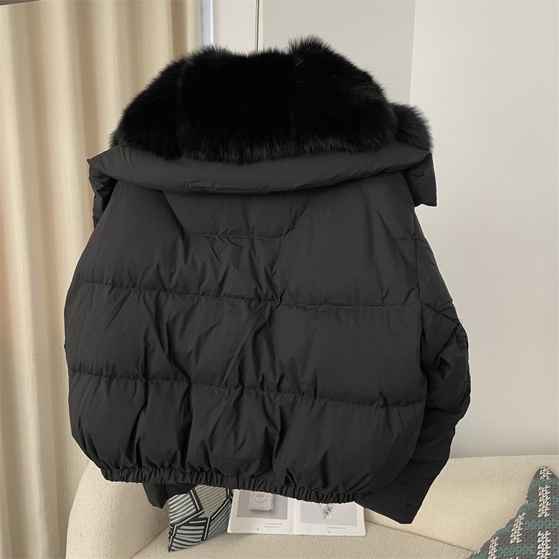 Piumino corto da donna con collo oversize in pelliccia di volpe - Cappotto invernale alla moda con piumino d'anatra bianca, pelliccia staccabile, vestibilità ampia, vari colori_voghion.com
