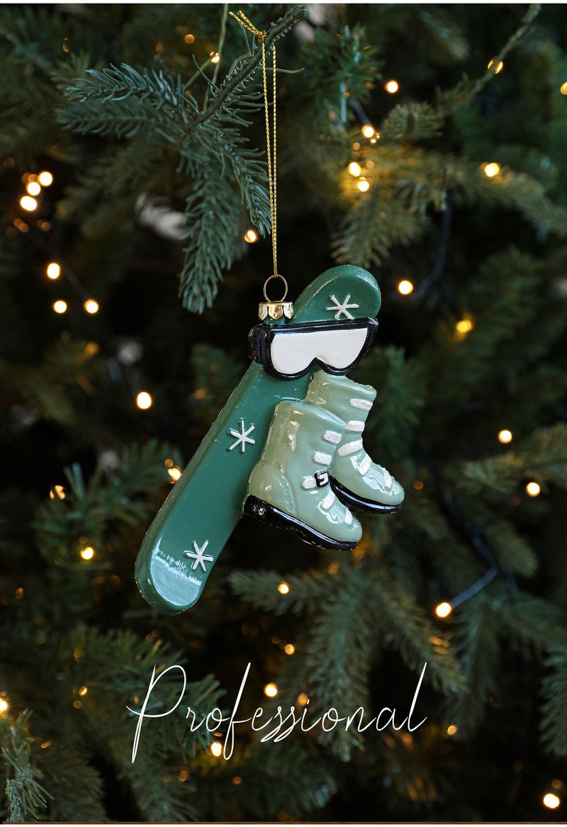 Festliches Set mit Christbaumschmuck zum Aufhängen – 6 bezaubernde Designs (Schlitten, Teetasse, Weihnachtsmann, Eisbär, Brotwagen)_voghion.com