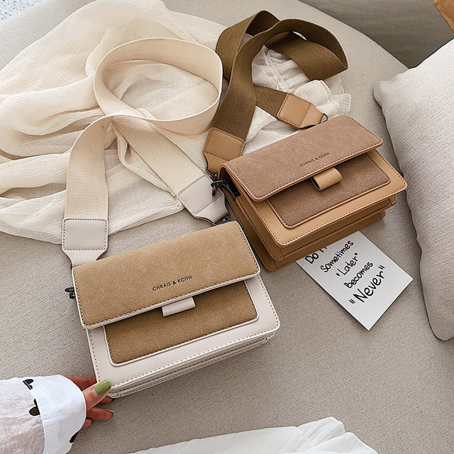 2022 nuove borse da donna di stile borse a tracolla moda borse a tracolla casual borse da donna in tessuto satinato borse per telefoni cellulari piccole borse_voghion.com