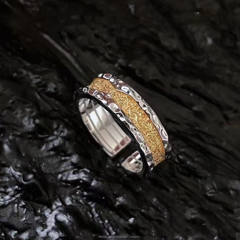 Nuovo, squisito e versatile anello con motivo a erba Tang per uomo e donna, stile semplice e lussuoso, moda creativa di alta gamma_voghion.com