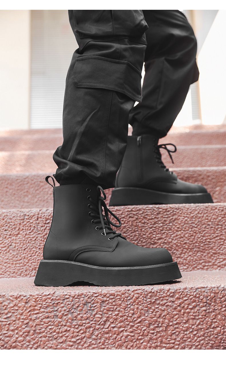 Martin Boots Herren Mittelstiefel Schwarz Tooling Chelsea Herrenstiefel_voghion.com
