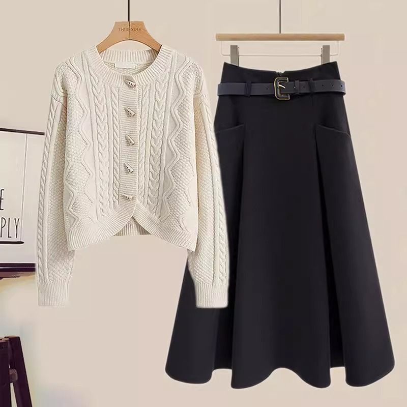 Vêtements pour femmes Automne élégant costume de réduction d'âge pour les femmes nouveau style paresseux mince pull tricoté jupe taille haute costume deux pièces_voghion.com
