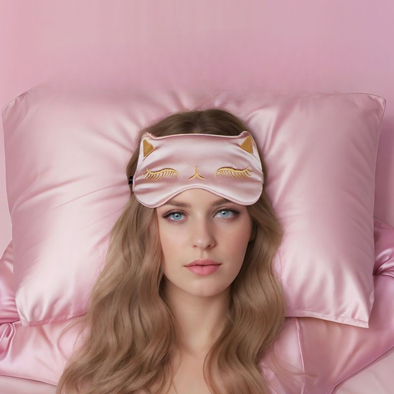 Silk Sleep Mask For Men And Women, Comfortable, Relieves Eye Fatigue, Light Blocking, Nap Aid, Breathable, Adjustable,_voghion.com