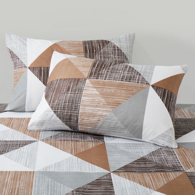 Brown & Grey Triangle Geometric 3D Printed Fitted Sheet - Polyester Bed Cover With Modern Design & Wrinkle-Resistant_voghion.com