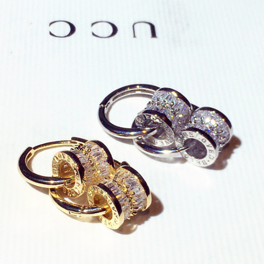 Designer-Ohrringe mit exquisitem, rundem, superglänzendem Zirkon, exquisite, vergoldete Luxus-Temperament-glänzende Elite-Ohrringe für Damen_voghion.com
