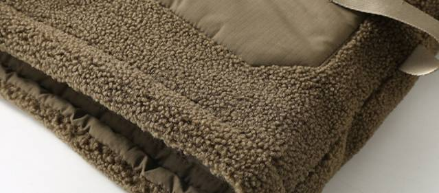 Giacca foderata in sherpa da uomo – Rivestimento esterno in poliestere pesante | Interno in pile | Tasche portaoggetti oversize | Adatto all'inverno (M-5XL) in nero/caffè_voghion.com