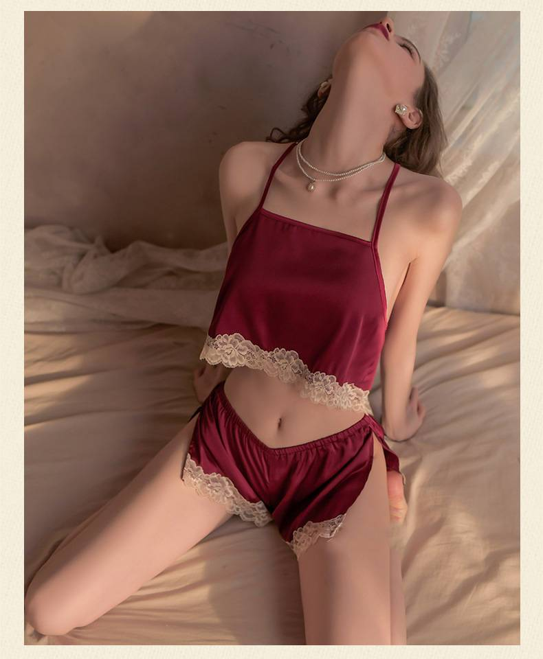 Set pigiama da donna in raso, con top e pantaloncini in pizzo sexy, senza schienale_voghion.com