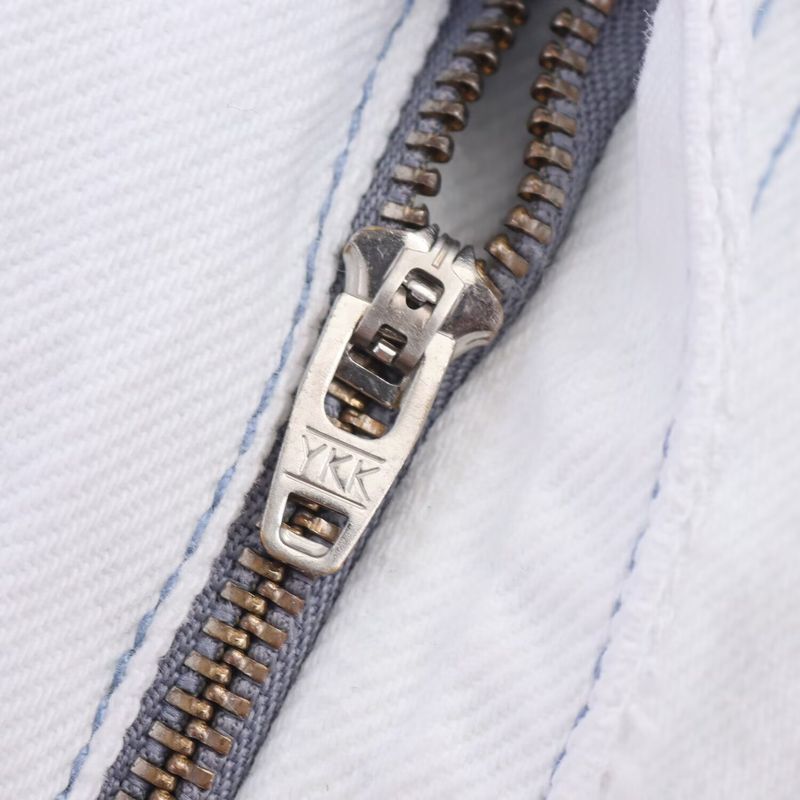 Stylisches Set aus Jeansjacke und Straight Leg Jeans für Damen – Herbstliches Casual-Outfit mit Patchwork-Design_voghion.com