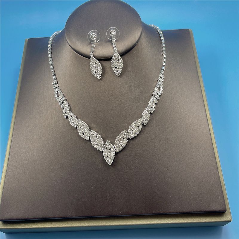 Modischer und exquisiter Strass-eleganter Schmuck Brauthochzeit romantisches Halsketten-Ketten-Ohrring-Set, Zubehör_voghion.com