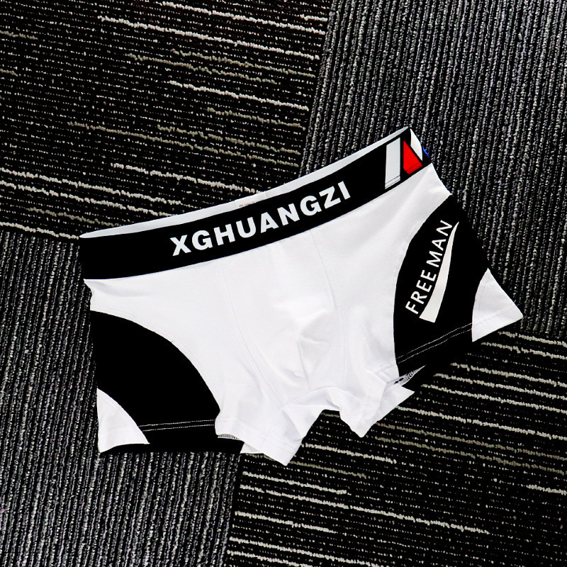 New2024 high-end flata vinkelbyxor för män, bekväma och andningsbara underkläder i bomull, trendiga shorts för ungdomar för män, personlig sport_voghion.com