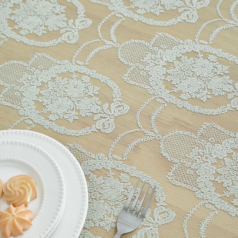 Tischdecke aus französischer Spitze – eleganter, wasserdichter und hitzebeständiger Polyesterstoff für Esstische, rechteckige Form (rot/grün/weiß/beige)_voghion.com