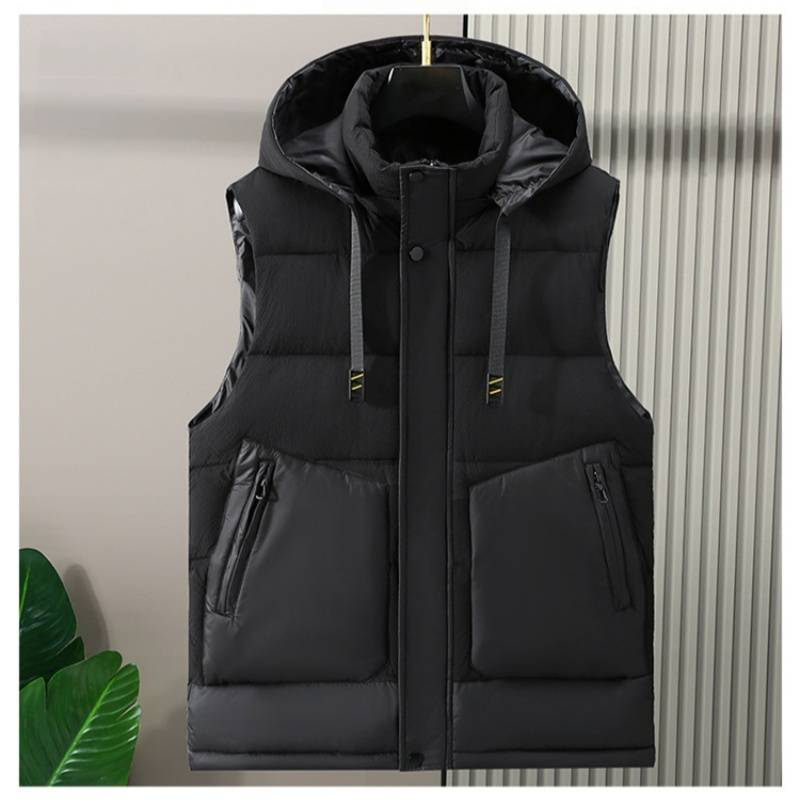 Het nieuwe katoenen herenvest is trendy, cool, bestand tegen de kou en warm. Het katoenen jack wordt gecombineerd met een gepersonaliseerd studentenvest._voghion.com