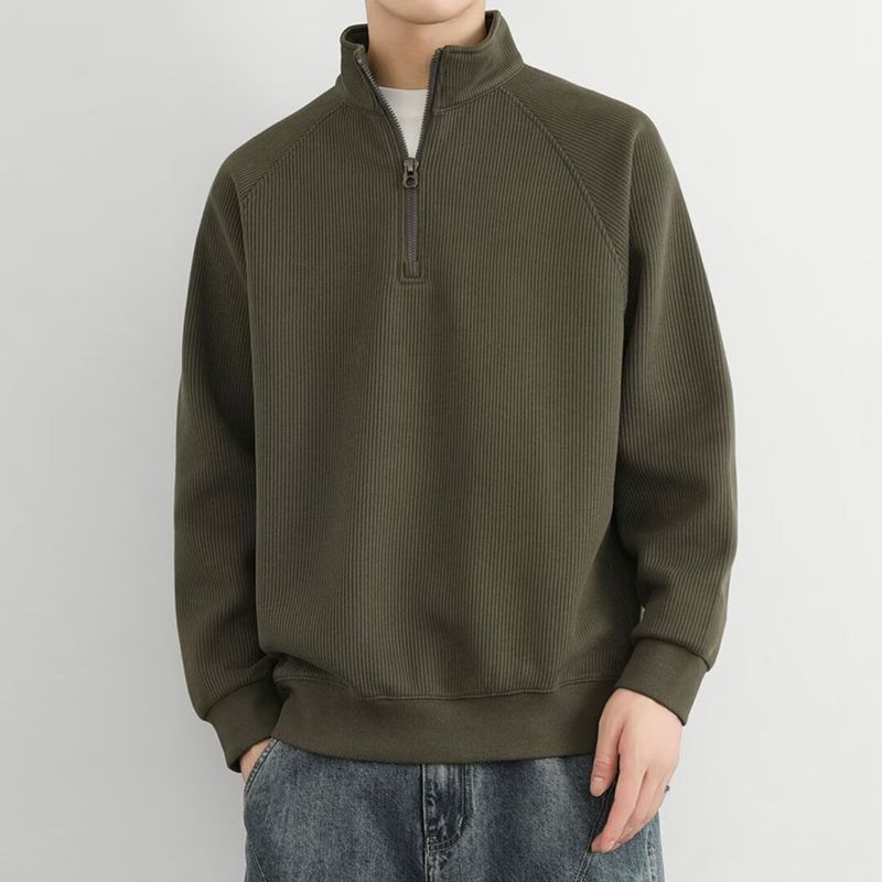 Felpa in pile minimalista con mezza zip - Pullover pesante e testurizzato con collo alto per uomo_voghion.com
