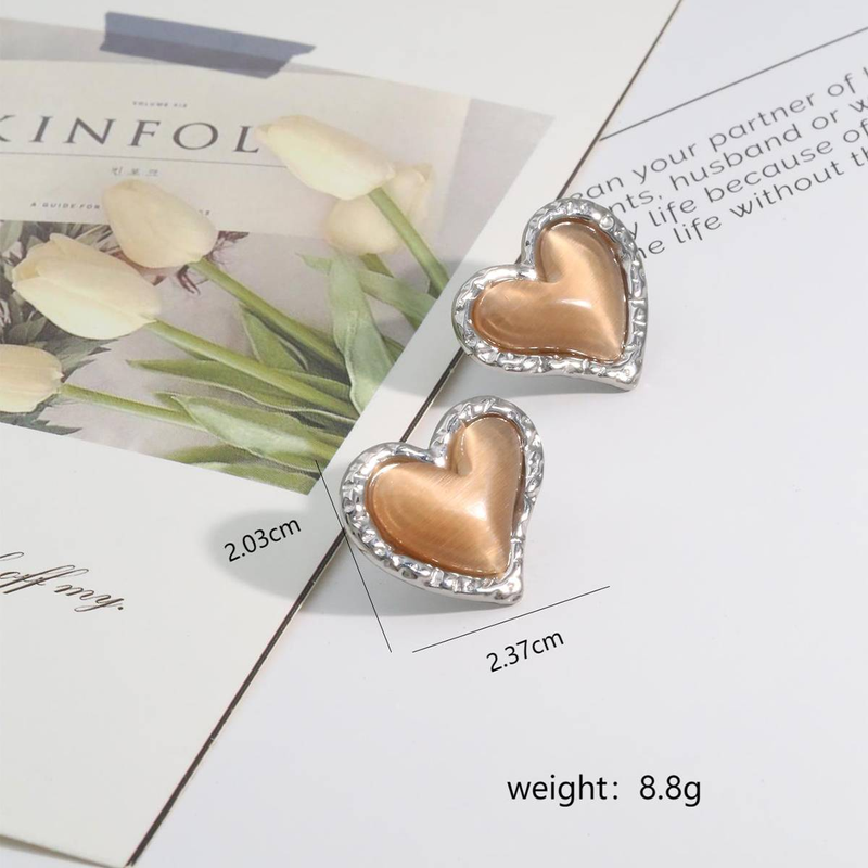 Romantische herzförmige Ohrringe aus Edelstahl mit eingelegtem Katzenaugenstein im Böhmischen Stil, exquisite und elegante Damenohrringe, alltägliche High-End-Ohrringe_voghion.com