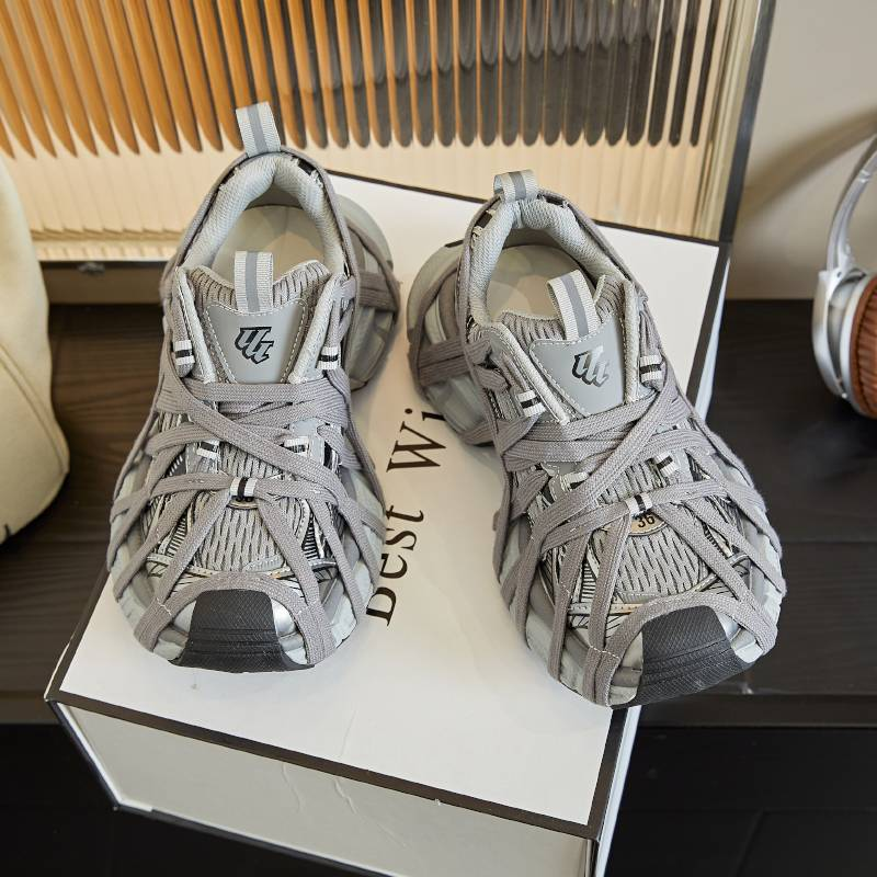 MingLiu Neue Papa-Schuhe mit Saugfoliensohle für Damen im Frühjahr 2025, Laufsportschuhe mit dicker Sohle und Riemen, Retro-Vintage-Freizeitschuhe für Damen_voghion.com