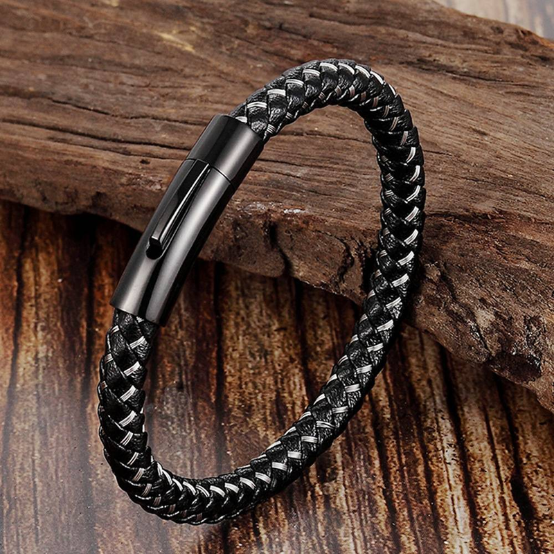 Herensieraden Eenvoudige en modieuze roestvrijstalen armband Herenbedels Titanium draad armband Magneetfitting armband_voghion.com
