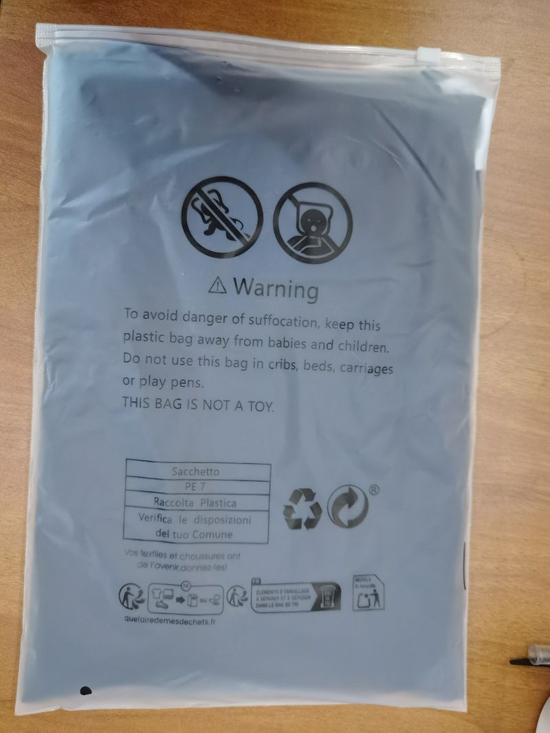 Maglietta a maniche lunghe ad alte prestazioni, traspirante ed elasticizzata in 4 direzioni, per corsa, basket e palestra (S-XXL, nero/bianco)_voghion.com