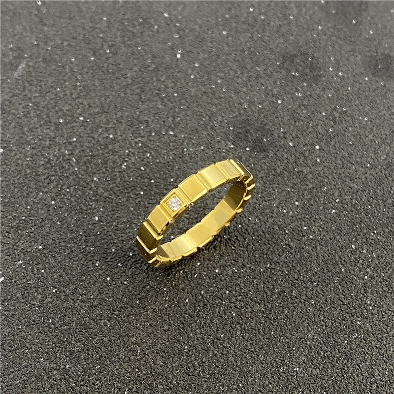 Anello di ghiaccio classico con scultura CNC di design Chopin, mezzo diamante, diamante singolo, quadrato, intarsiato a mano, anello per coppia_voghion.com