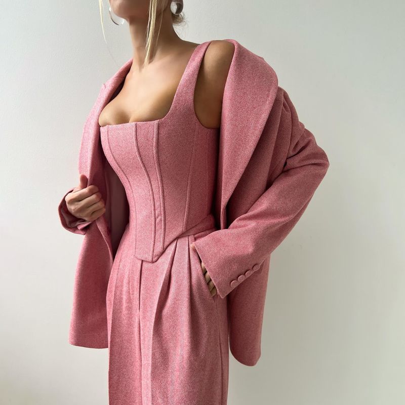Completo elegante da donna professionale con struttura a stecche - Completo pantalone in misto cotone elasticizzato per l'ufficio primaverile (grigio/rosso)_voghion.com