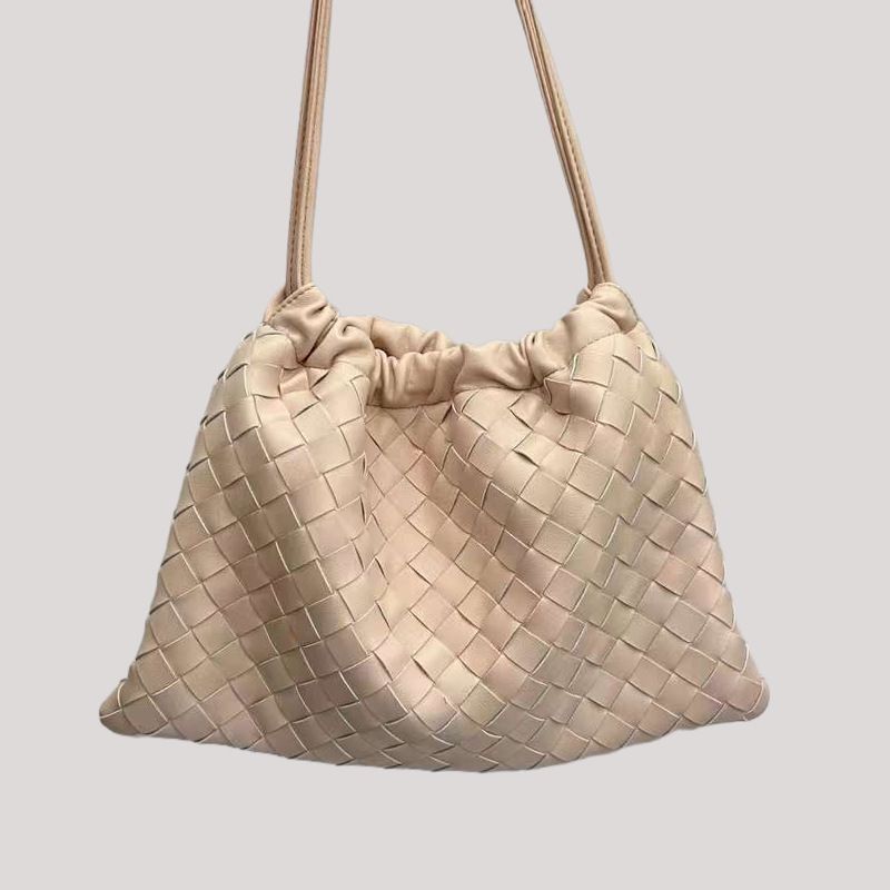 2025 Nuova borsa a tracolla semplice da donna in vera pelle intrecciata trapuntata con fibbia magnetica e coulisse di alta qualità_voghion.com