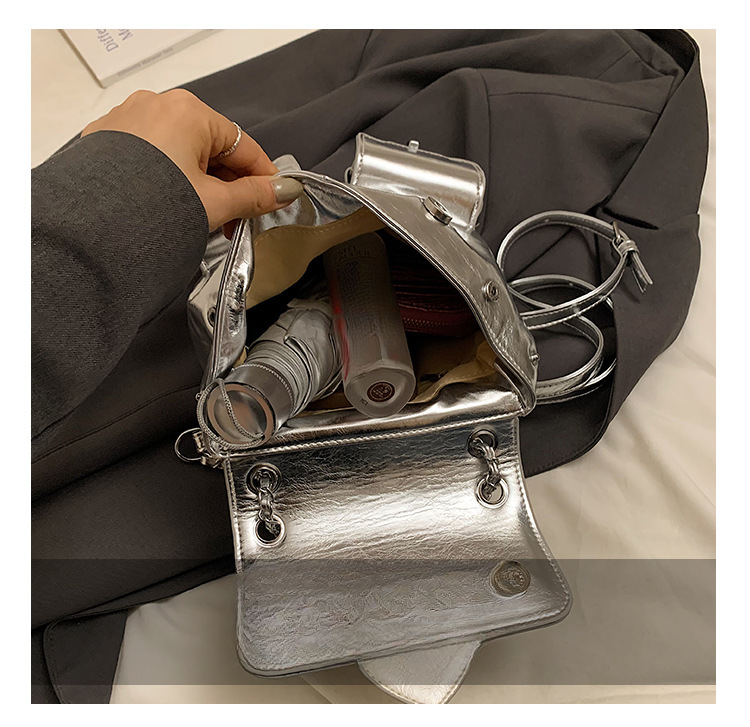 Heart-shaped Design 2025 Spring And Summer New Multi-function Chain Backpack Fashion Travel Small Schoolbag Leisure Daily Versatile Minimalist_voghion.com
