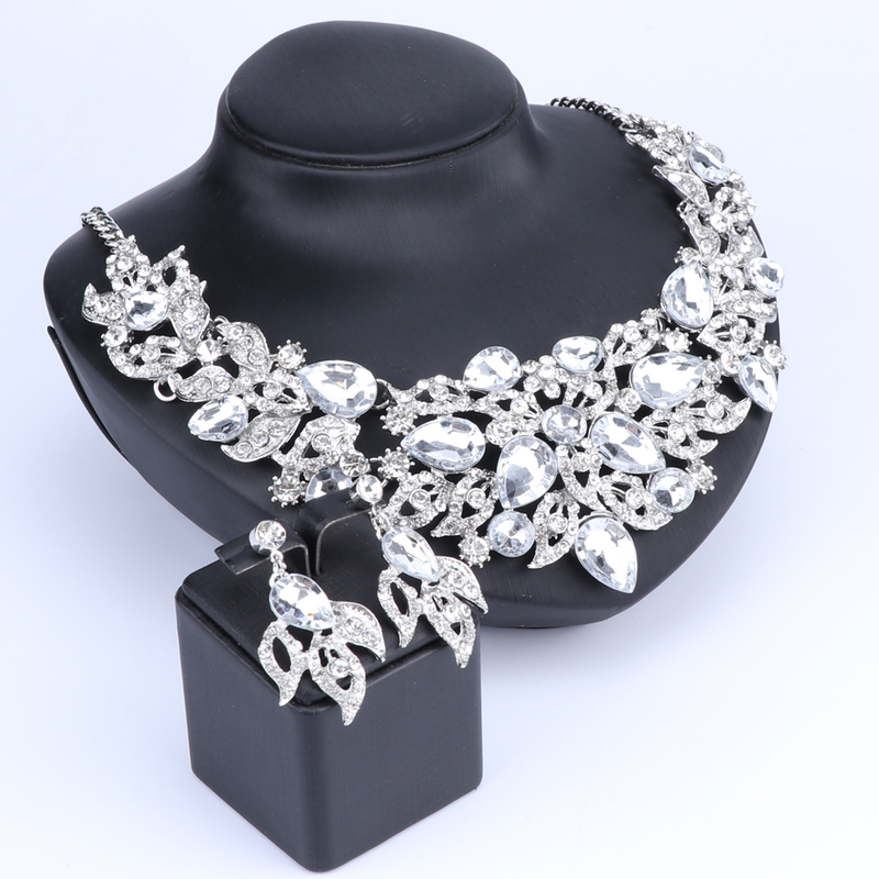 Set di bigiotteria da donna, da sposa, con strass, in cristallo, con collana di fiori e orecchini, per feste_voghion.com