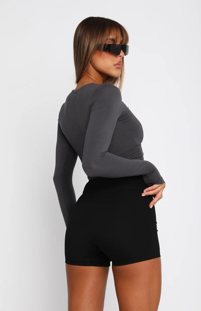 Dametøj Casual Langærmede T-shirts Forår og efterår Ensfarvet Slim Fit Pullover T-shirts Dame Streetwear Nederdele Toppe_voghion.com