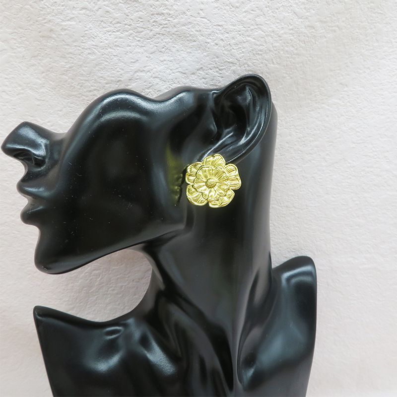 Unisex Jewelry Set Fashion gold stainless steel flower earrings earrings earrings new temperament niche design senior ring_voghion.com