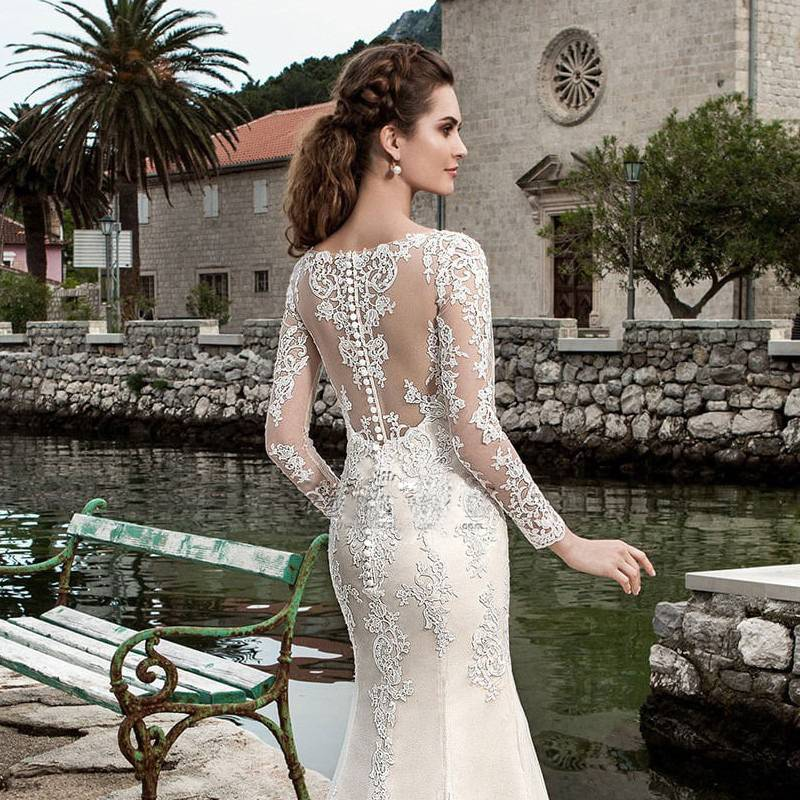 Damkläder Ny brud Huvudbröllopsklänning Liten Svans Spets Långärmad Backless Forest Retro Bröllopsklänning_voghion.com