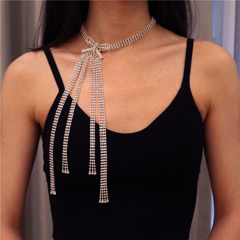 Collana, collana stile etnico papillon, accessorio lungo da passerella_voghion.com
