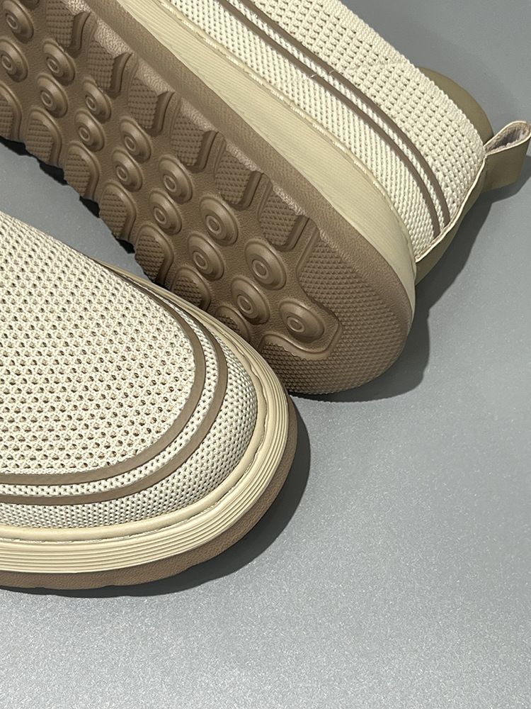 Summer New Breathable Lightweight Thin Casual Soft Sole Slip-On Deodorant Mesh Shoes Men_voghion.com