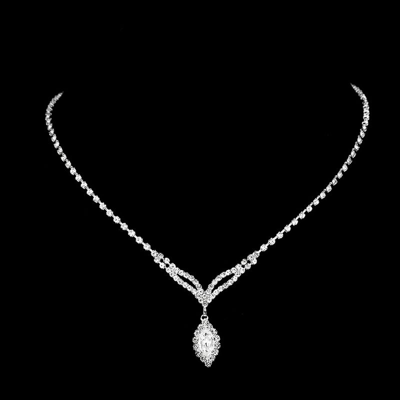 Set di gioielli da donna, alla moda, semplice e versatile, squisito set di artigli con zirconi, collana, orecchini e bracciale, accessori per abito da sposa._voghion.com