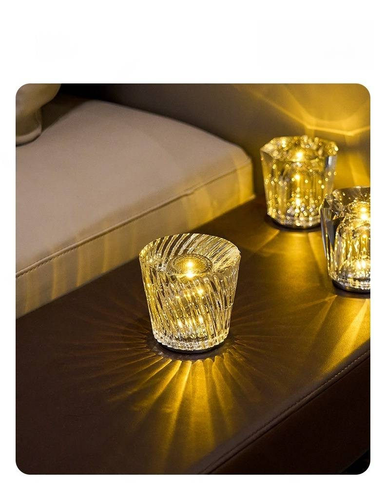 Luce notturna wireless Ambientec Crystal - Lampada da tavolo a LED portatile per bar, ristoranti e casa_voghion.com