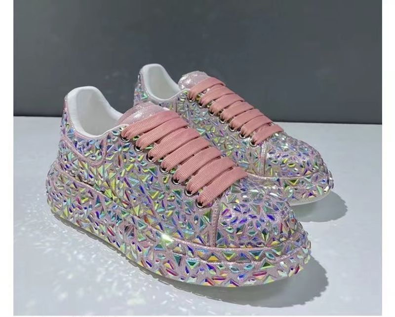 P7 2023 Høst Vår Skinn Kvinner Ny stil Mote Plattform Ins Plattformer Joggesko Tide Shine Bling Rhinestone Sko_voghion.com