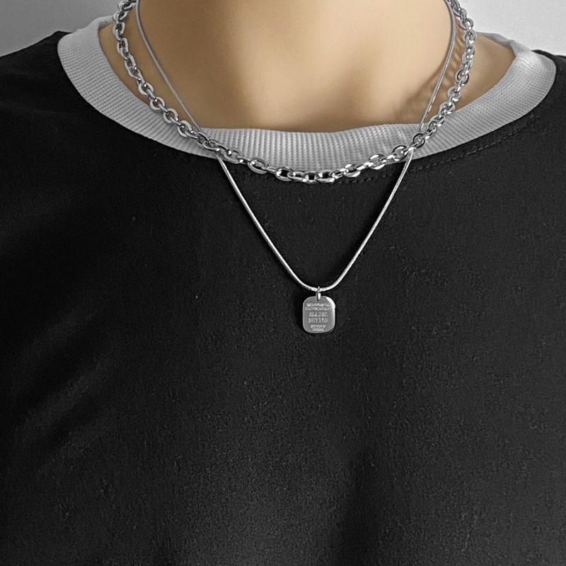 Cadena pulida de moda para hombre, cadena de clavícula personalizada, collar de clavícula apilado con letras cuadradas de acero de titanio_voghion.com