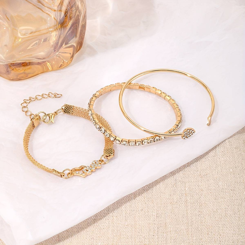 Diamond-in Love LOVE Bracelet Set, Creative Retro Simple Alloy Single-layer Trendy Handkerchief | Very Suitable For Daily Life, Parties, Gifts_voghion.com