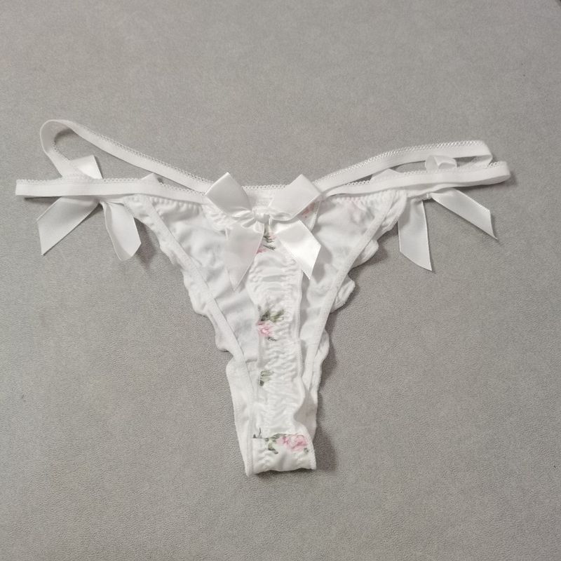 Calcinha íntima feminina com alças cruzadas e laço grande, tanga sexy da moda, calcinha divertida_voghion.com