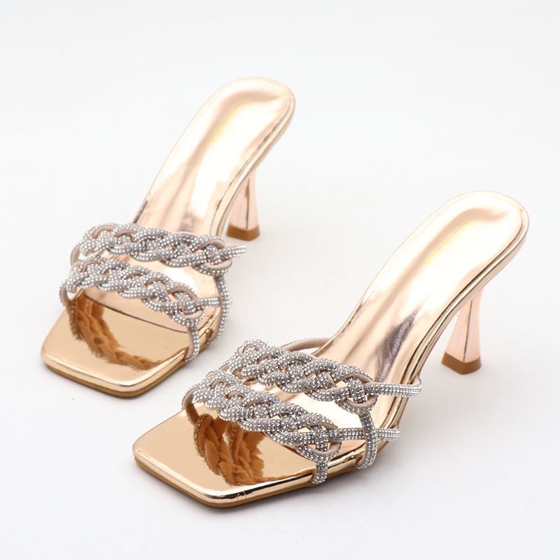 Sexy extern dragen 2024 herfst nieuwe water diamant dunne hoge hak eenvoudige coole pantoffels veelzijdige effen kleur groot_voghion.com