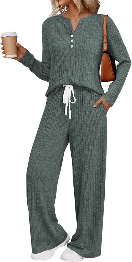 Ribbed Fleece Lounge Set – Cozy Long Sleeve Pajama Set (V-Neck & Pants) | Soft & Breathable (Multiple Colors)_voghion.com